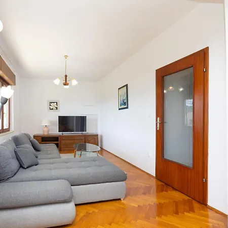 2 Bedroom In